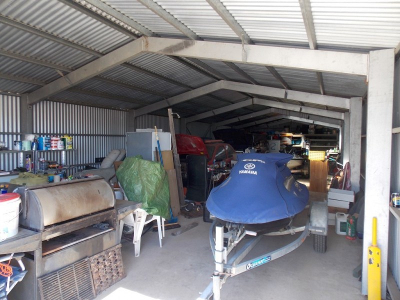 745 White Flat Road, Whites Flat SA 5607