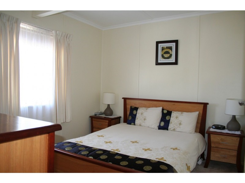 16 Central Street, Louth Bay SA 5607