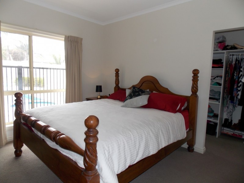 8 Kaitlin Court, Port Lincoln SA 5606