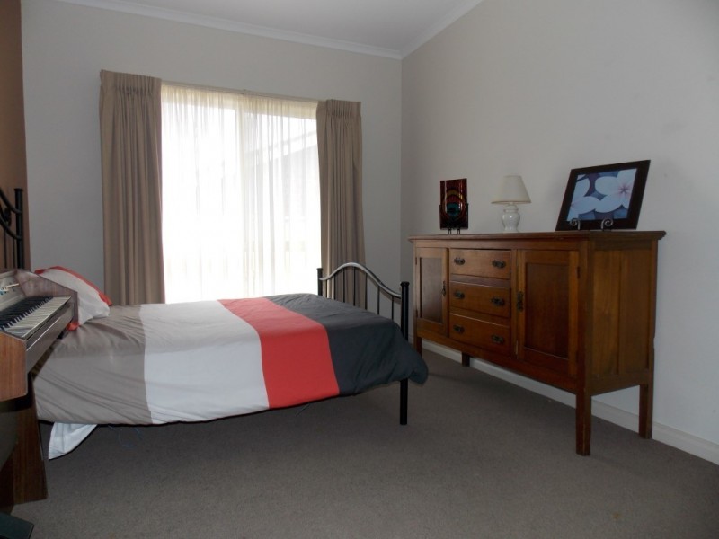 8 Kaitlin Court, Port Lincoln SA 5606