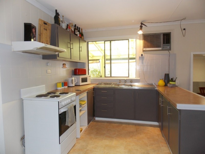 912 White Flat Road, Whites Flat SA 5607