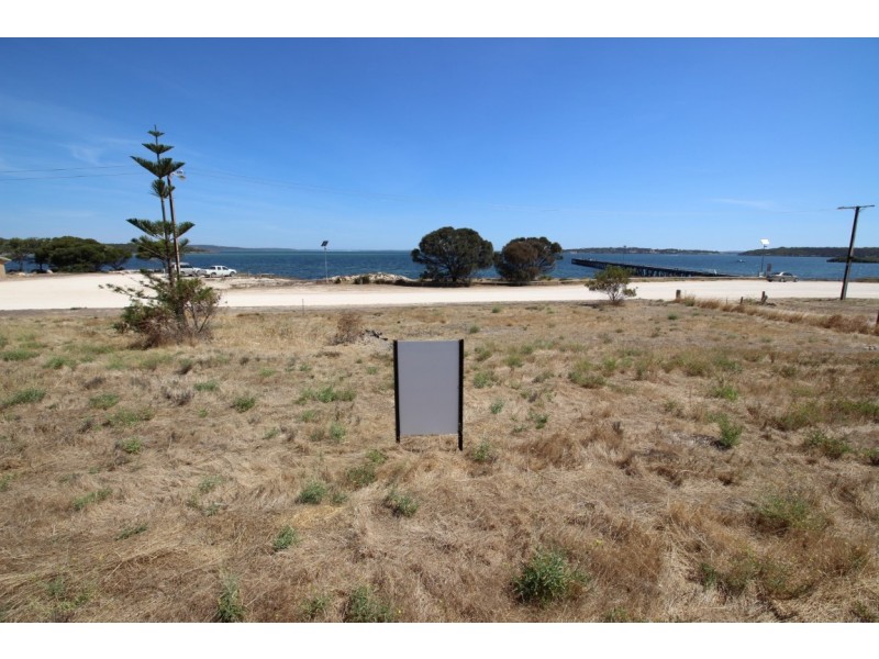 Lot 875 Woolshed Drive, Mount Dutton Bay SA 5607