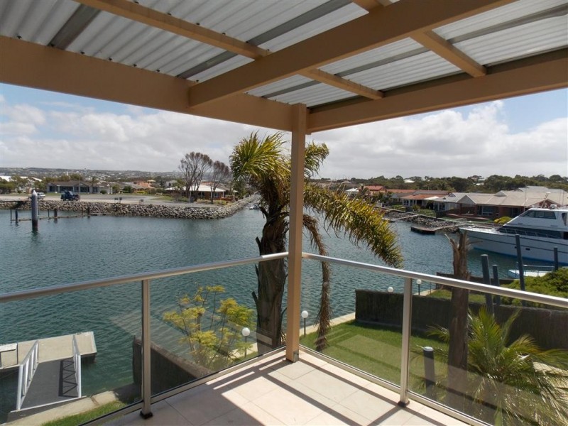 1, 8 Island Drive, Port Lincoln SA 5606