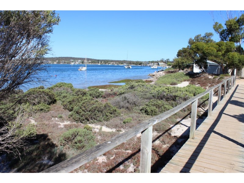 10 Osprey Court, Coffin Bay SA 5607
