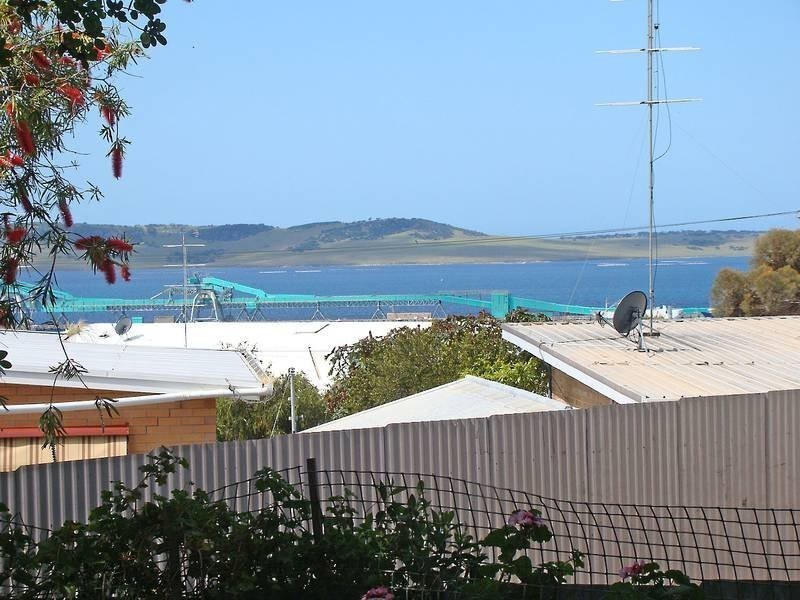 42 Flinders Highway, Port Lincoln SA 5606