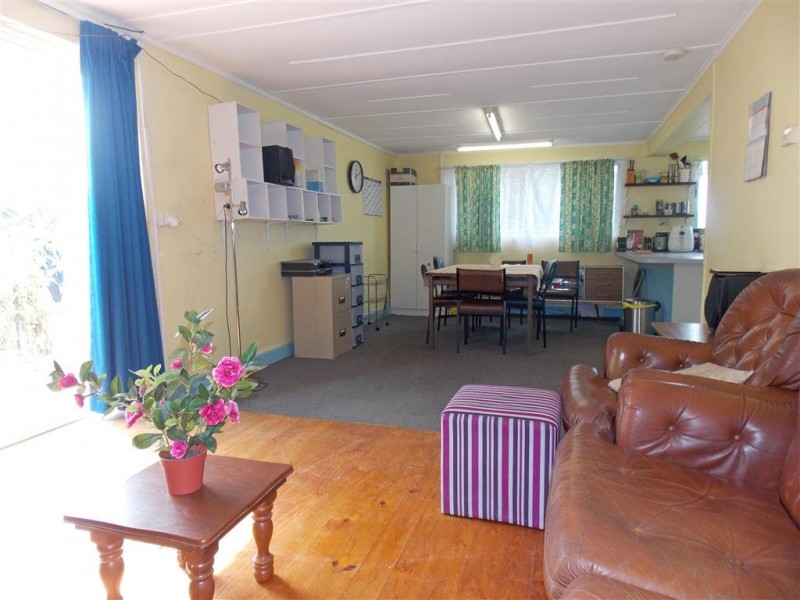 42 Flinders Highway, Port Lincoln SA 5606