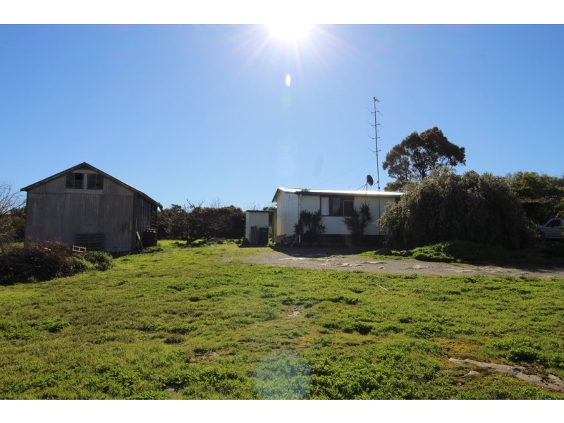 131 Nootina Road, Port Lincoln SA 5606