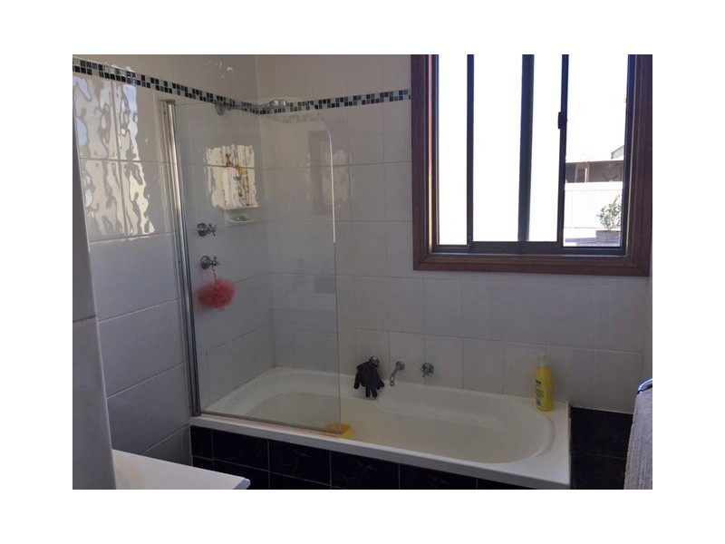 16 Mortlock Street, Cummins SA 5631
