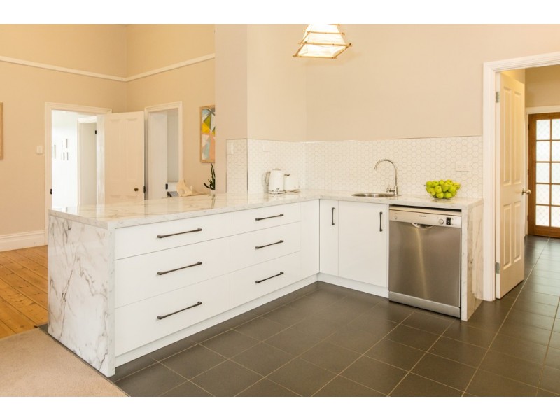 36 Cardiff Rd, Port Lincoln SA 5606