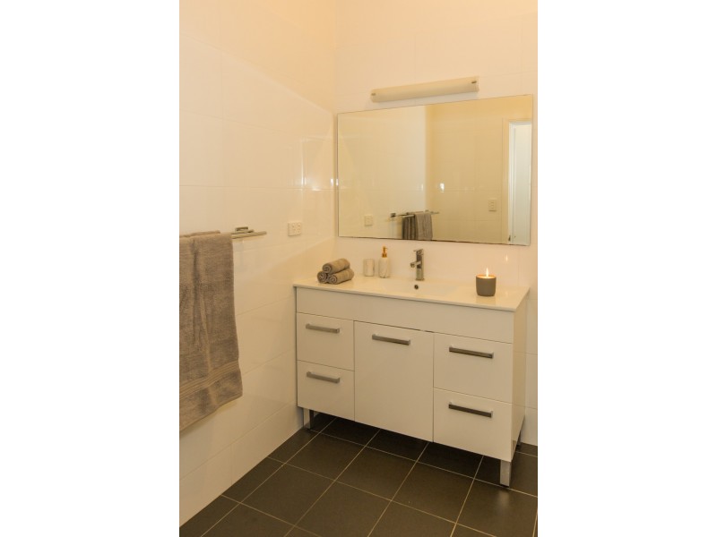 36 Cardiff Rd, Port Lincoln SA 5606