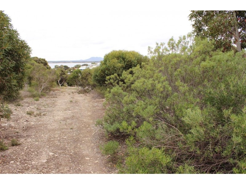 10 Bradley Court, Coffin Bay SA 5607