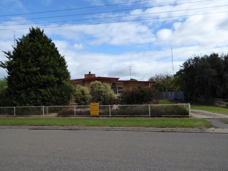 14 Walkom Street, Cummins SA 5631