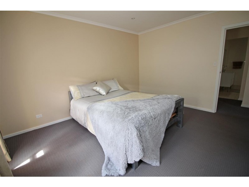 2, 5 McLaren Street, Port Lincoln SA 5606