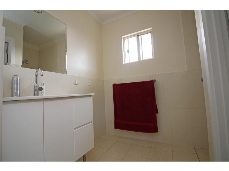2, 5 McLaren Street, Port Lincoln SA 5606