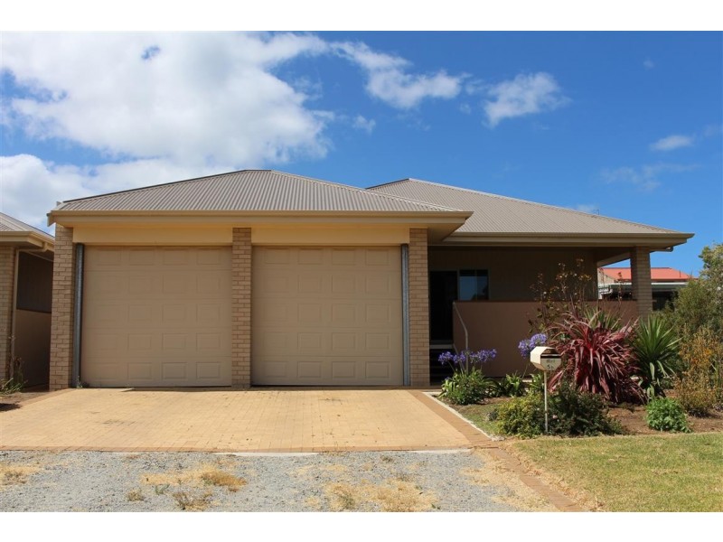 2, 5 McLaren Street, Port Lincoln SA 5606