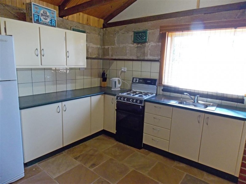 35 Cardiff Road, Port Lincoln SA 5606