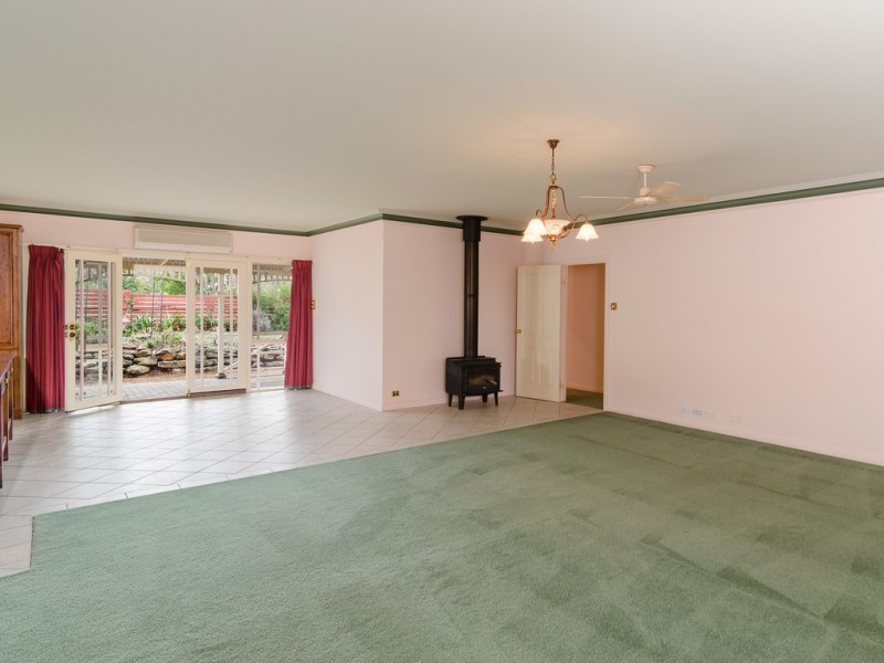 30 Gollan Avenue, Strathalbyn SA 5255