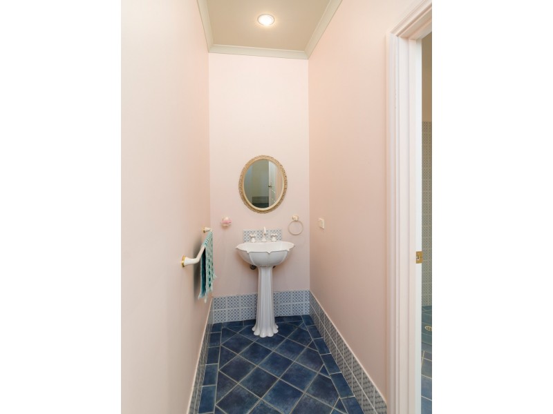 30 Gollan Avenue, Strathalbyn SA 5255