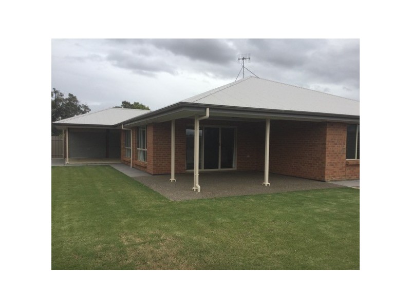 53 Hampden Way, Strathalbyn SA 5255