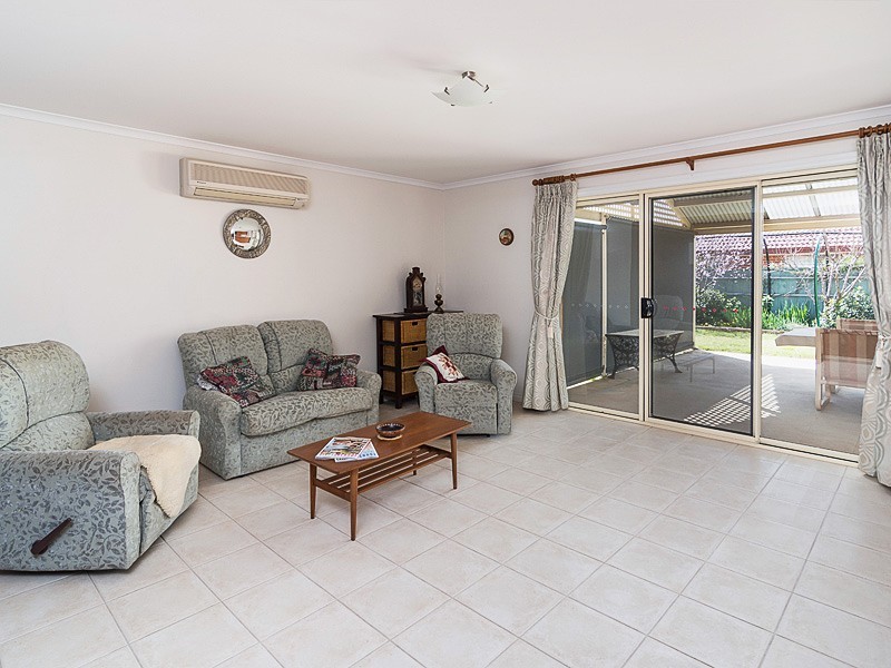 16 Strathmont Drive, Strathalbyn SA 5255