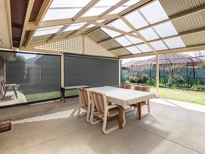 16 Strathmont Drive, Strathalbyn SA 5255