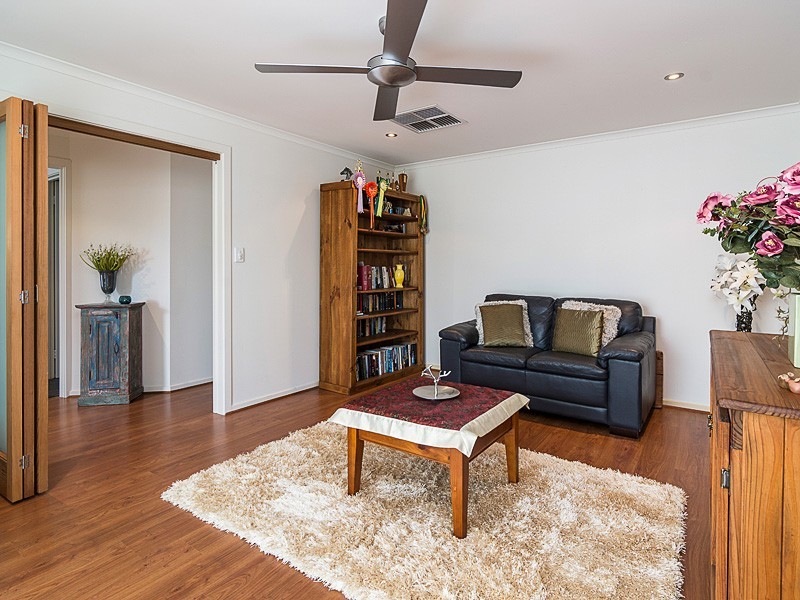 12 Montrose Avenue, Strathalbyn SA 5255