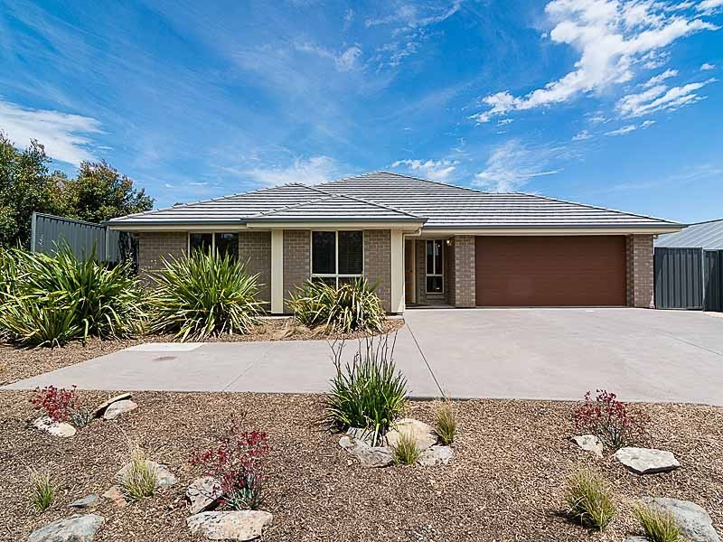 7 Hurling Drive, Mount Barker SA 5251