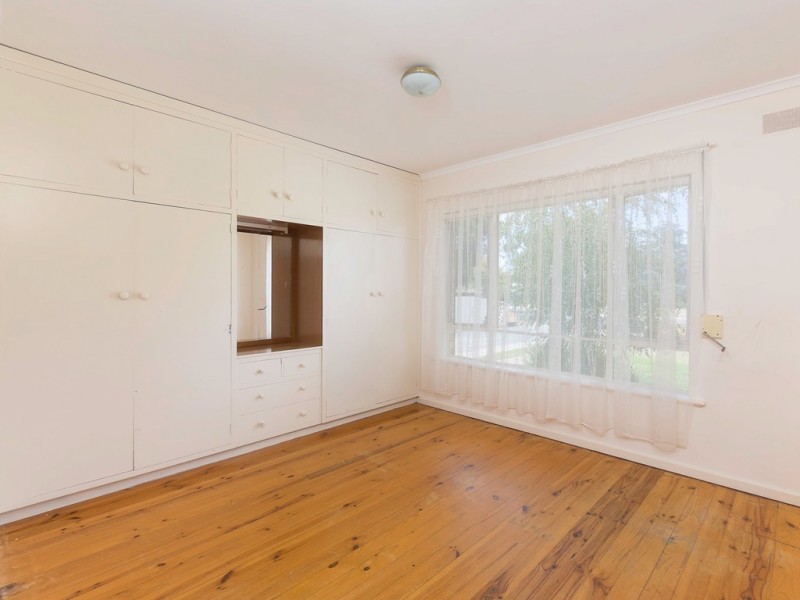 22 Marchant Road, Strathalbyn SA 5255