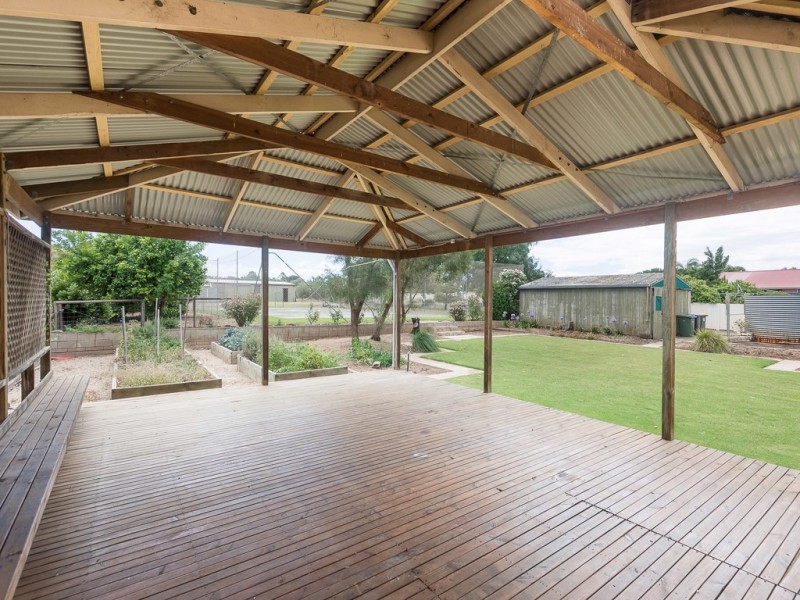 22 Marchant Road, Strathalbyn SA 5255