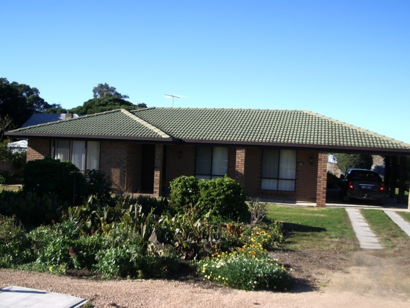12 Cnr Coxe and Stirling Street, Milang SA 5256