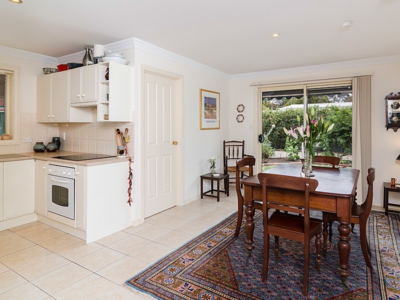 2 Stoddart Street, Strathalbyn SA 5255