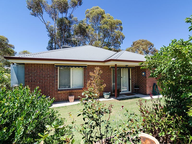 2 Stoddart Street, Strathalbyn SA 5255