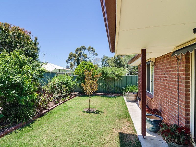 2 Stoddart Street, Strathalbyn SA 5255