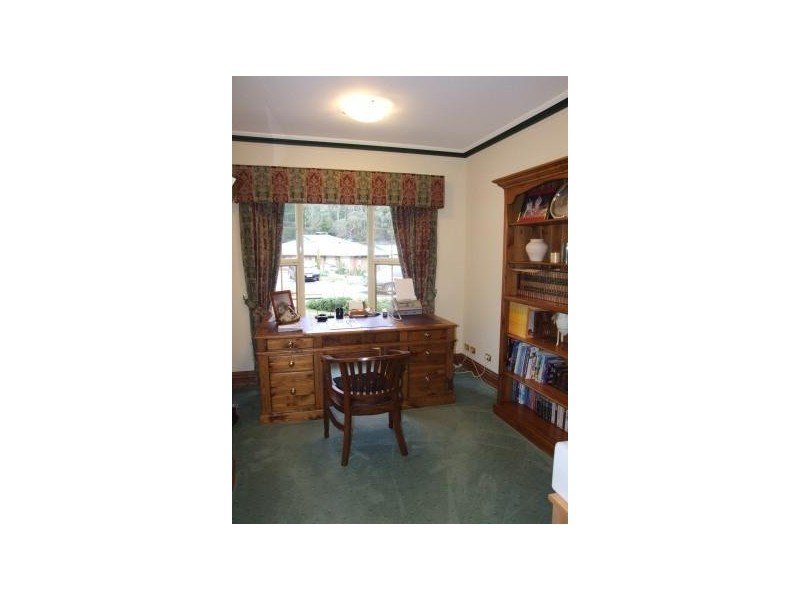 2 Silverwood Drive, Stirling SA 5152