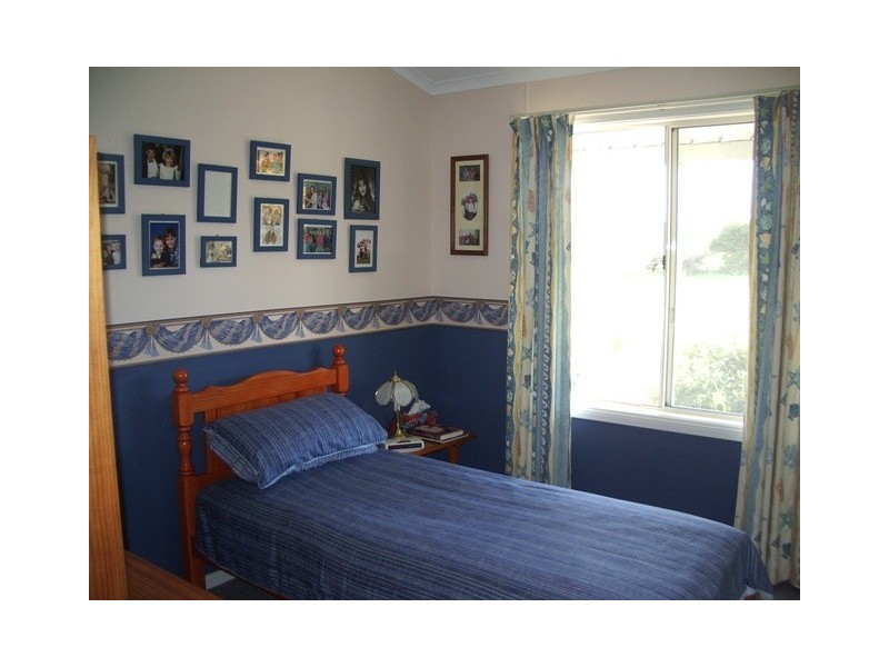 12  Weeroona Ave, Milang SA 5256