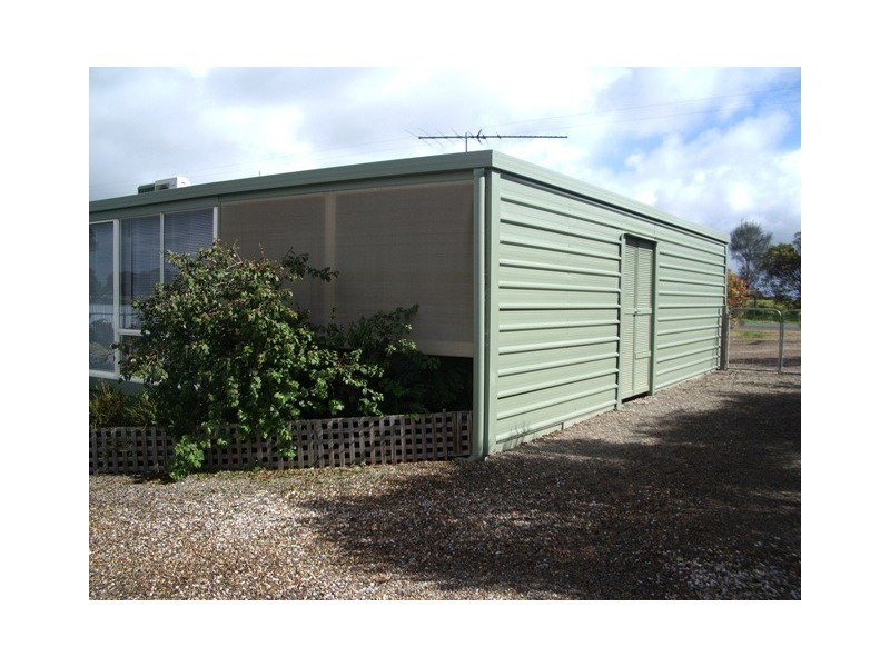 12  Weeroona Ave, Milang SA 5256
