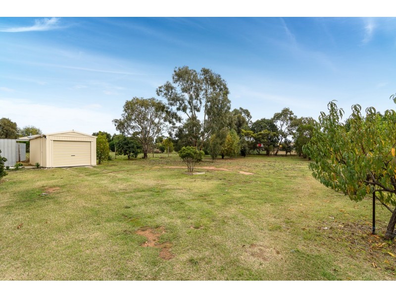 56 Sandergrove Road, Strathalbyn SA 5255