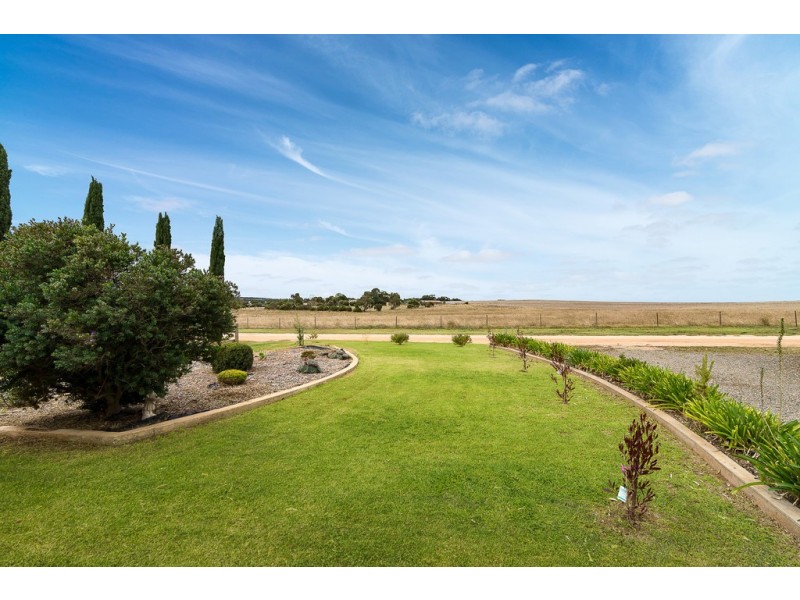56 Sandergrove Road, Strathalbyn SA 5255