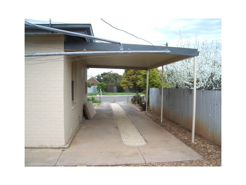 18 Dunbarton Road, Strathalbyn SA 5255