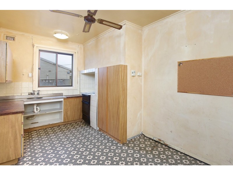 16 Parker Avenue, Strathalbyn SA 5255