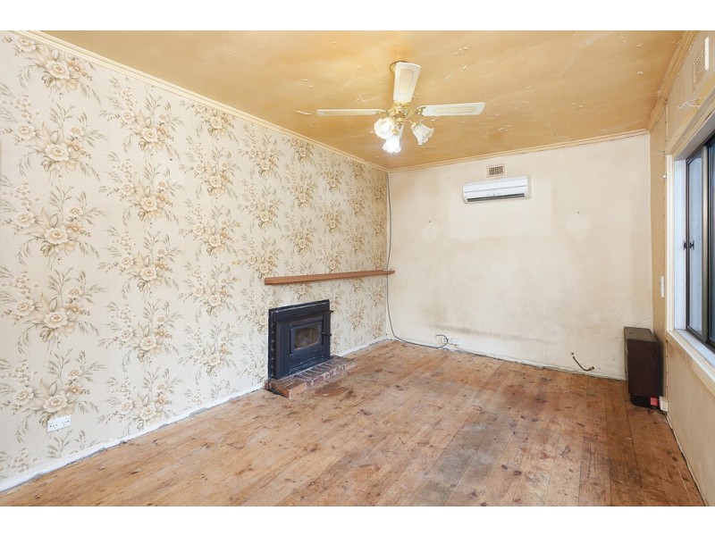 16 Parker Avenue, Strathalbyn SA 5255