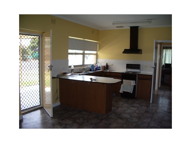 13 Jackson Avenue, Strathalbyn SA 5255