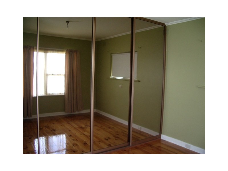 13 Jackson Avenue, Strathalbyn SA 5255