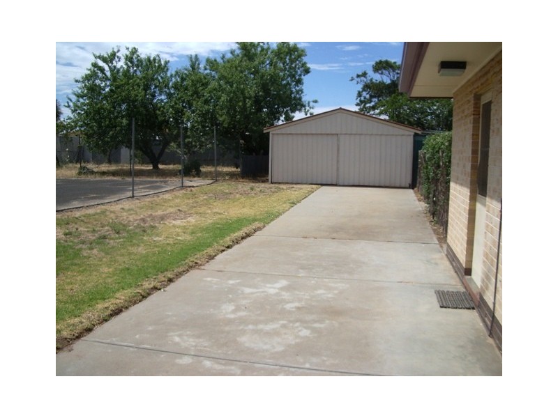 13 Jackson Avenue, Strathalbyn SA 5255