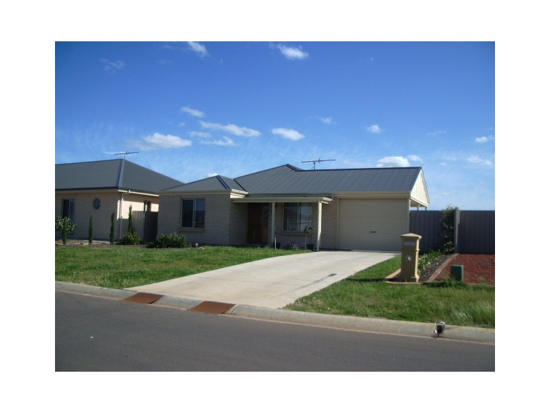 61 Strathmont Drive, Strathalbyn SA 5255