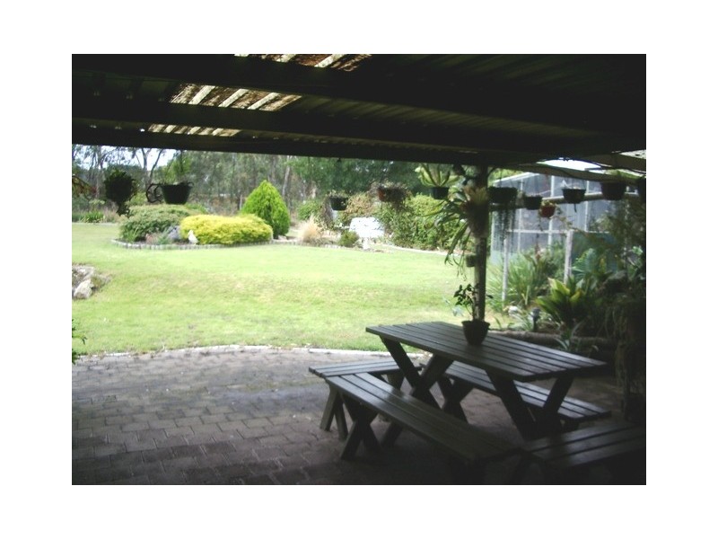 7 Kennett Road, Meadows SA 5201