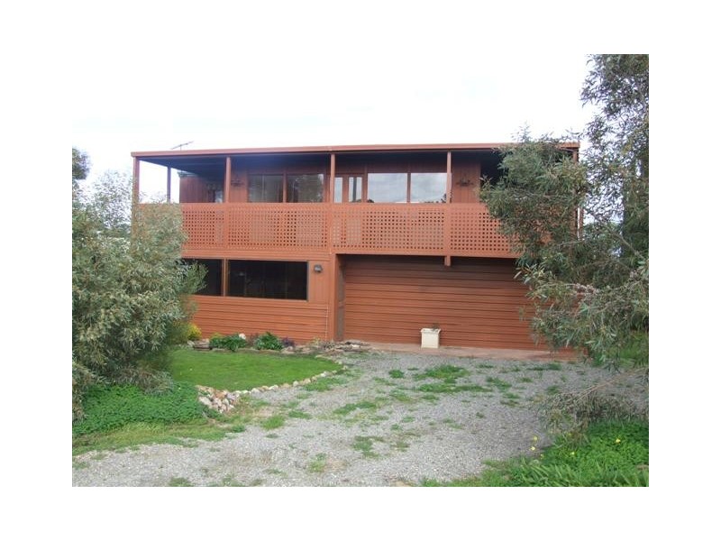 18 Watson Street, Milang SA 5256