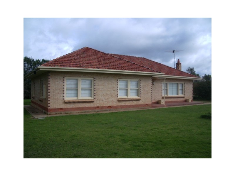 4 Lines Road, Strathalbyn SA 5255