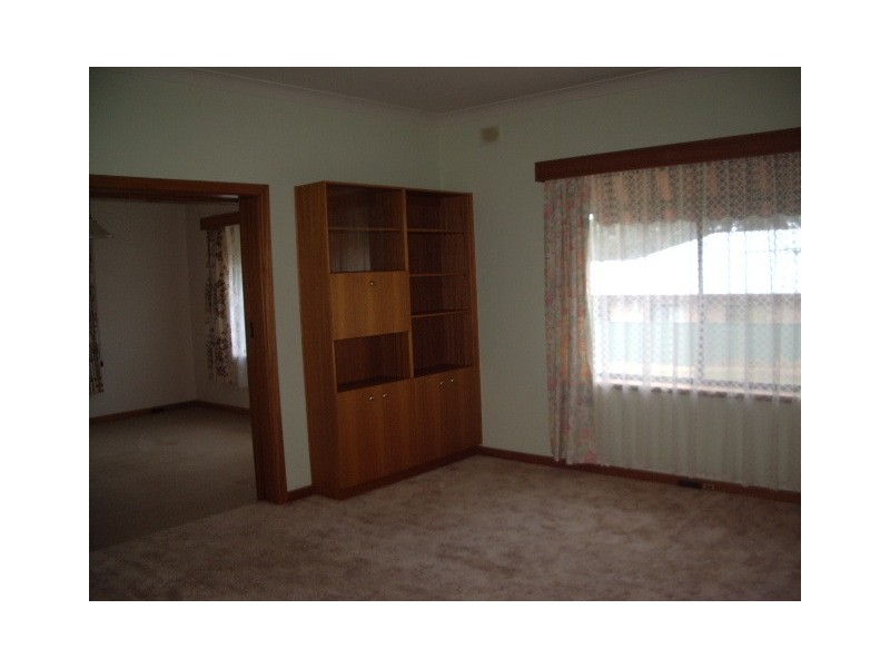 8 Taylors Lane, Strathalbyn SA 5255