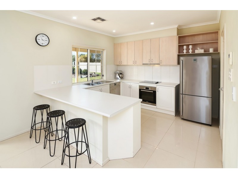 40 Trainers Way, Strathalbyn SA 5255